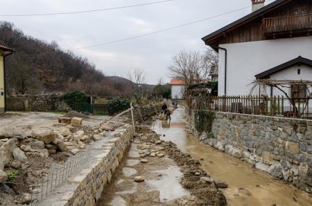 Urejanje struge Glinščice in Saridovega potoka za večjo poplavno varnost in urejenost območja 1